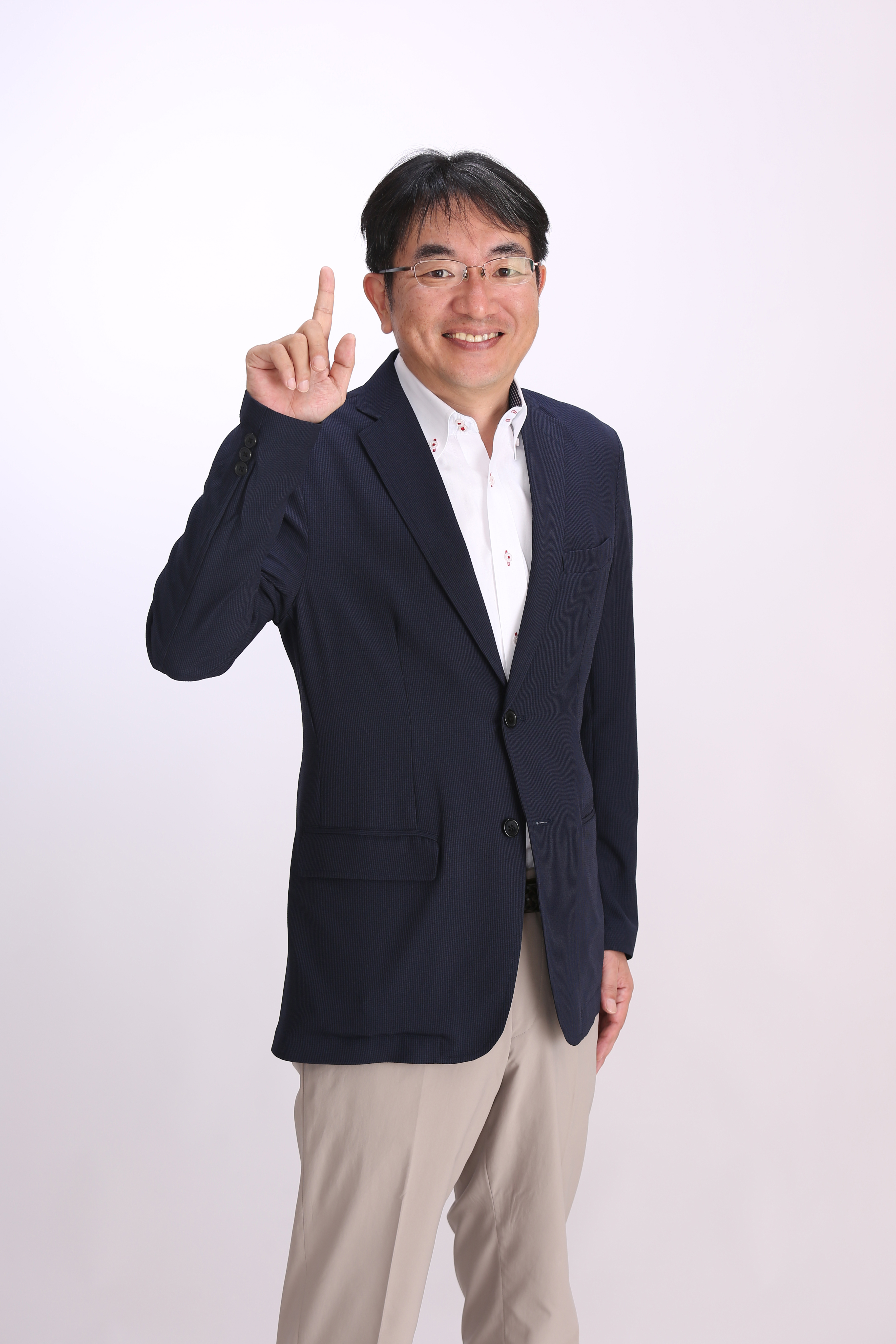 三重野　徹